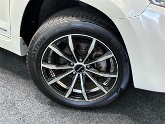 2013 Toyota VANGUARD - Thumbnail