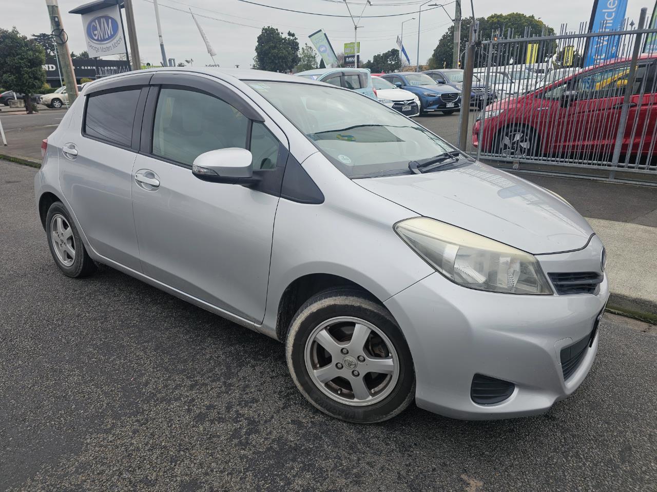 2011 Toyota Vitz