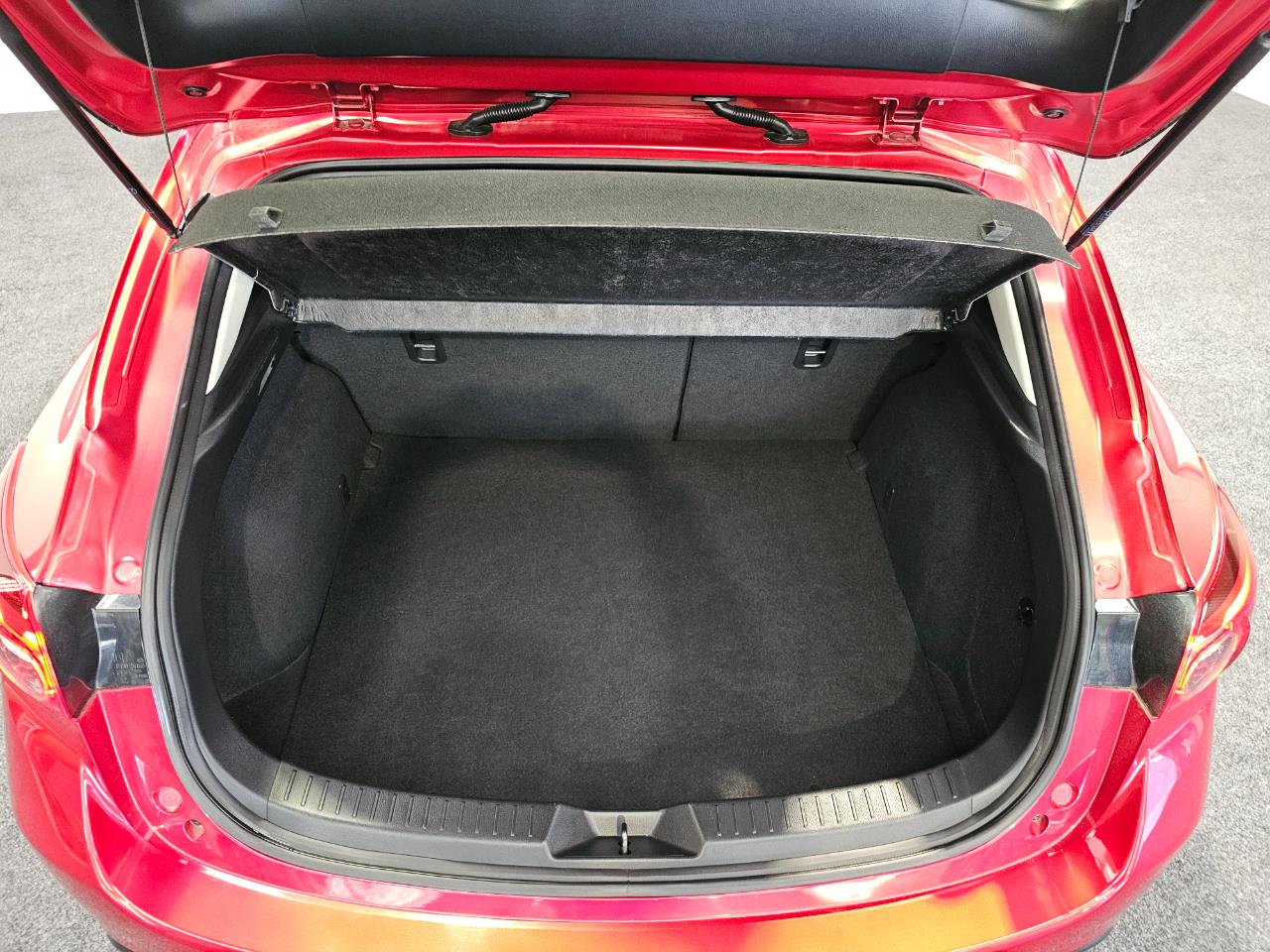 2014 Mazda AXELA