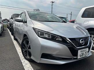 2018 Nissan LEAF - Thumbnail