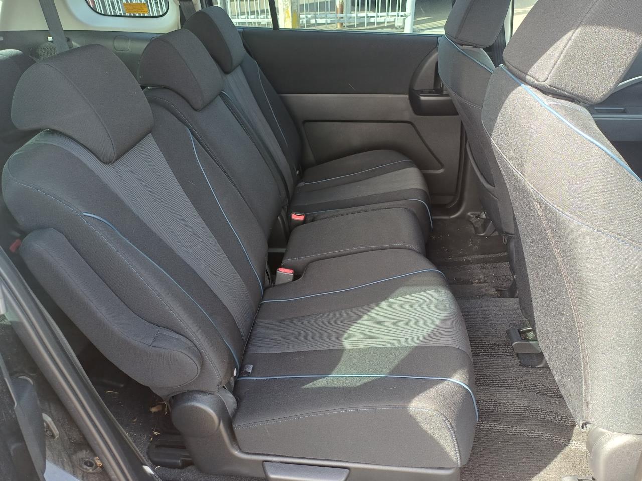 2012 Mazda PREMACY