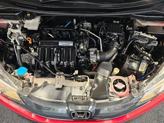2013 Honda FIT - Thumbnail