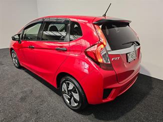 2013 Honda FIT - Thumbnail