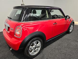 2011 Mini Cooper - Thumbnail