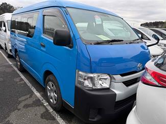 2021 Toyota Hiace - Thumbnail