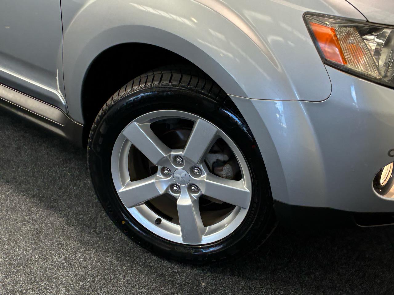 2009 Mitsubishi OUTLANDER