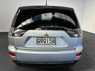 2009 Mitsubishi OUTLANDER - Thumbnail
