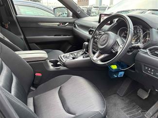 2019 Mazda CX-8 - Thumbnail