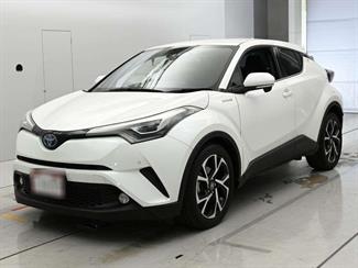 2017 Toyota C-HR - Thumbnail