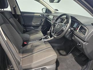 2021 Volkswagen T-Roc - Thumbnail