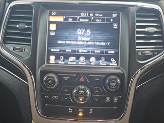 2014 Jeep Grand Cherokee - Thumbnail