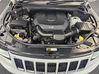 2014 Jeep Grand Cherokee - Thumbnail