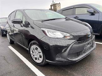 2022 Toyota AQUA - Thumbnail