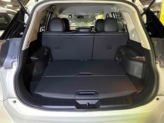 2014 Nissan X-TRAIL - Thumbnail