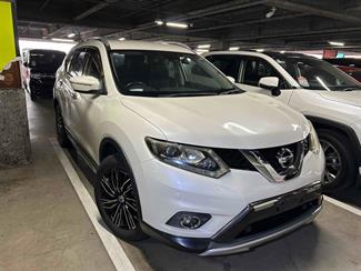 2014 Nissan X-TRAIL - Thumbnail