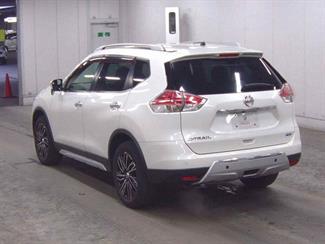 2014 Nissan X-TRAIL - Thumbnail