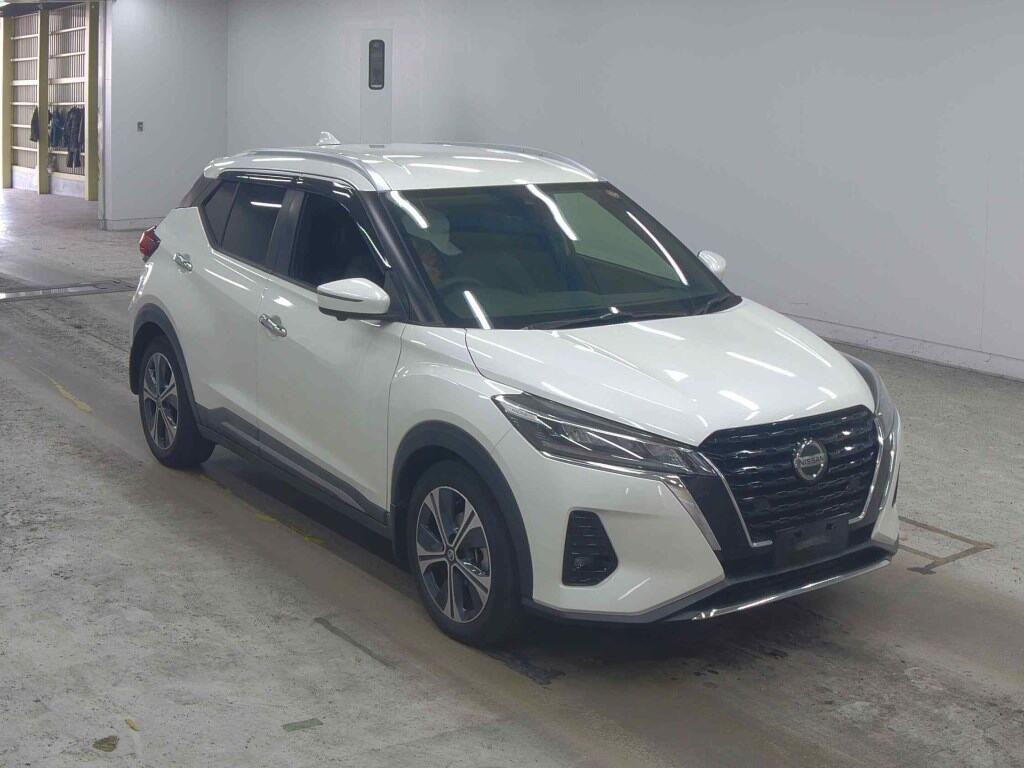 2021 Nissan KICKS