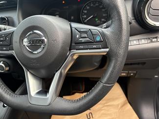 2021 Nissan KICKS - Thumbnail