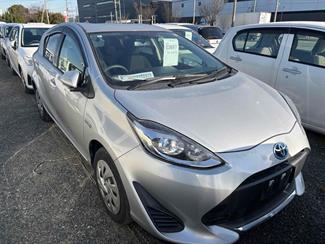 2020 Toyota AQUA - Thumbnail