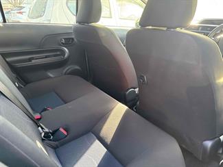 2020 Toyota AQUA - Thumbnail