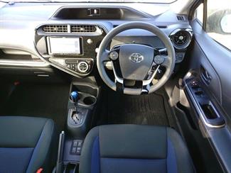 2020 Toyota AQUA - Thumbnail