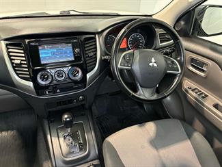 2016 Mitsubishi Triton - Thumbnail