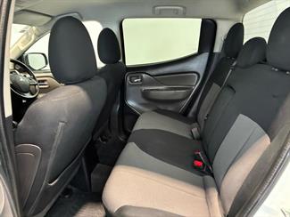 2016 Mitsubishi Triton - Thumbnail