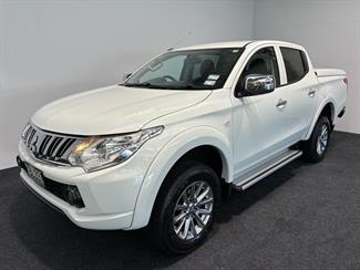 2016 Mitsubishi Triton - Thumbnail