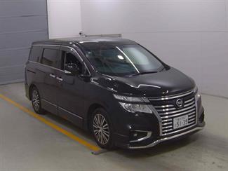 2015 Nissan Elgrand - Thumbnail