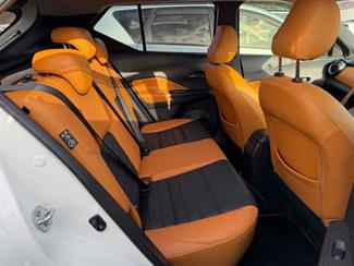 2021 Nissan KICKS - Thumbnail