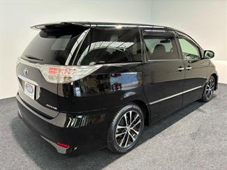 2015 Toyota ESTIMA - Thumbnail