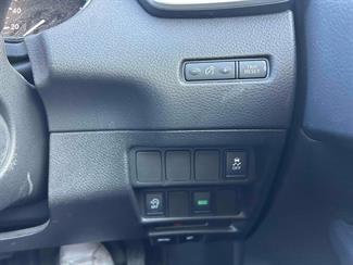 2015 Nissan X-TRAIL - Thumbnail