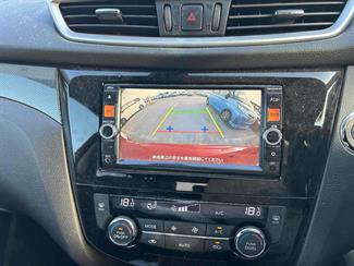 2015 Nissan X-TRAIL - Thumbnail