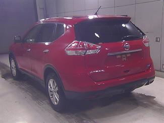 2015 Nissan X-TRAIL - Thumbnail