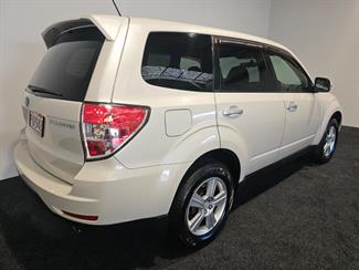 2011 Subaru FORESTER - Thumbnail
