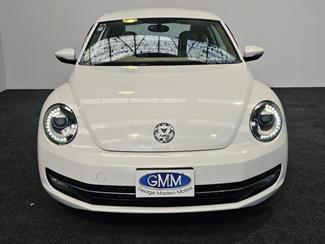 2013 Volkswagen Beetle - Thumbnail