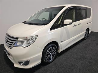 2014 Nissan SERENA - Thumbnail