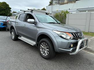 2017 Mitsubishi Triton - Thumbnail
