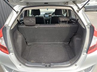 2015 Honda FIT - Thumbnail