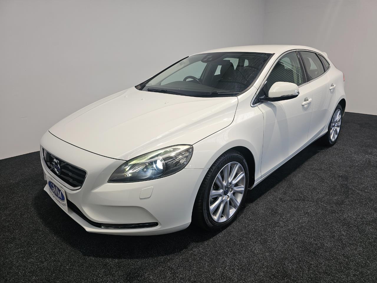 2015 Volvo V40