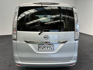 2016 Nissan SERENA - Thumbnail