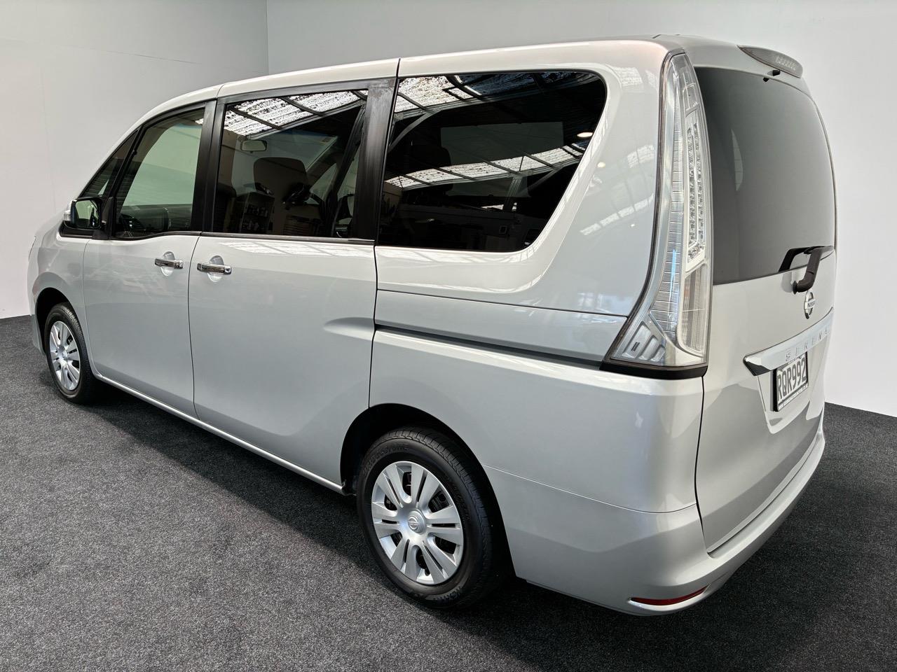 2016 Nissan SERENA