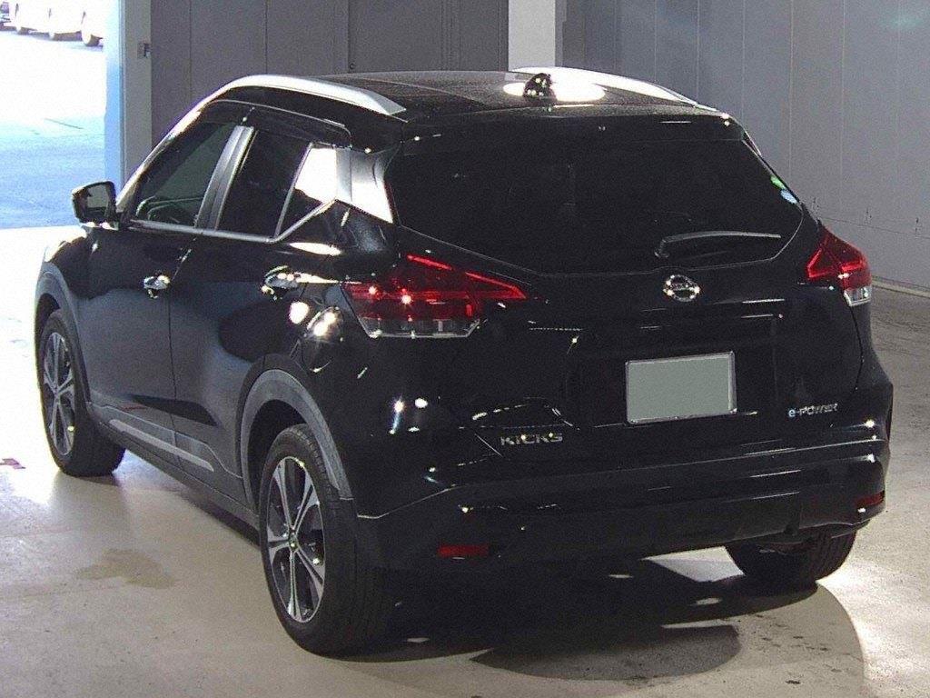 2021 Nissan KICKS