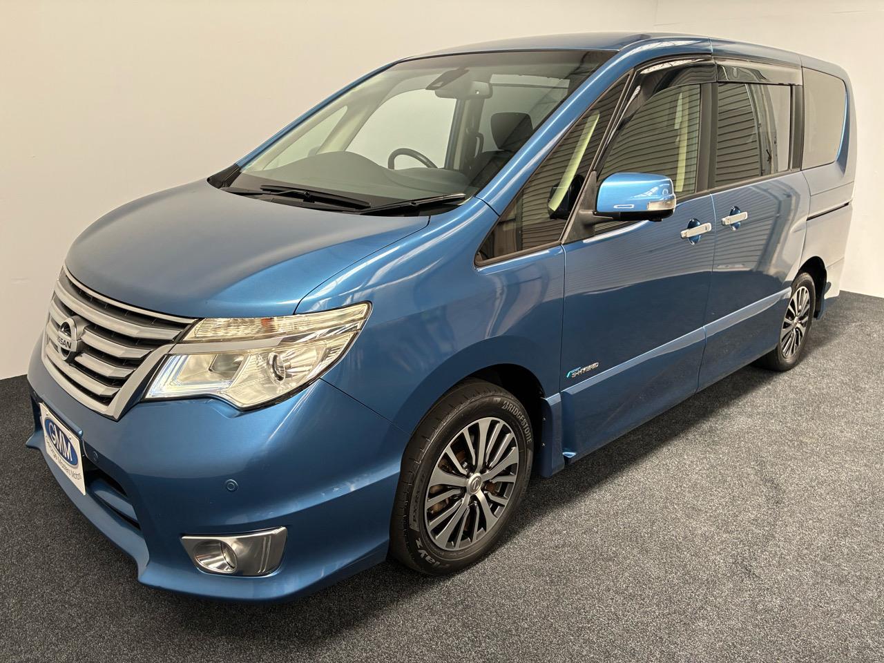 2015 Nissan SERENA
