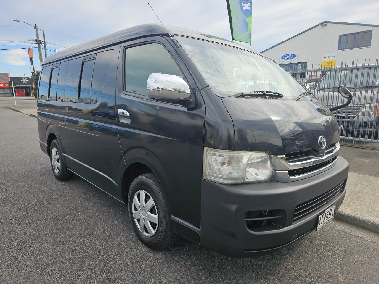 2009 Toyota Hiace