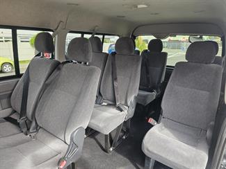 2009 Toyota Hiace - Thumbnail