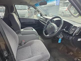 2009 Toyota Hiace - Thumbnail