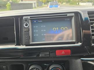 2009 Toyota Hiace - Thumbnail