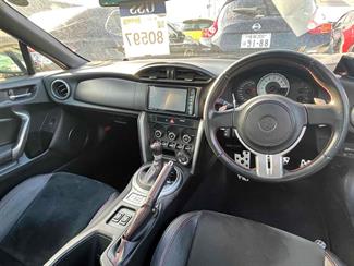 2013 Toyota 86 - Thumbnail