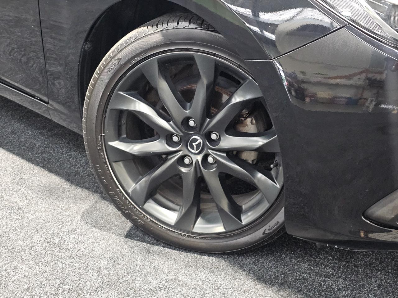 2015 Mazda AXELA